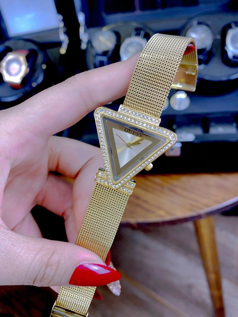 Đồng Hồ Guess Triangle Gw0508l2 Màu Gold Like Auth 34mm (2)