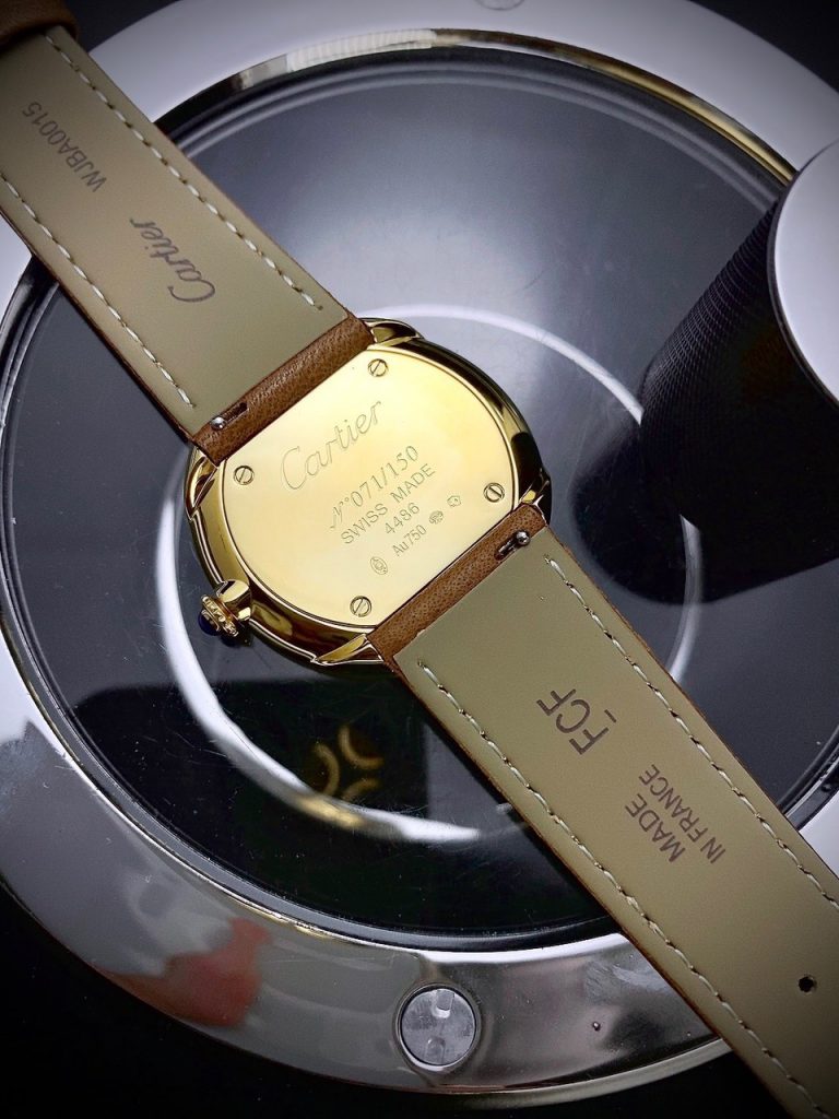 Đồng hồ Cartier Pebble Re-Edition nam dây da Fake cao cấp 36mm (2)