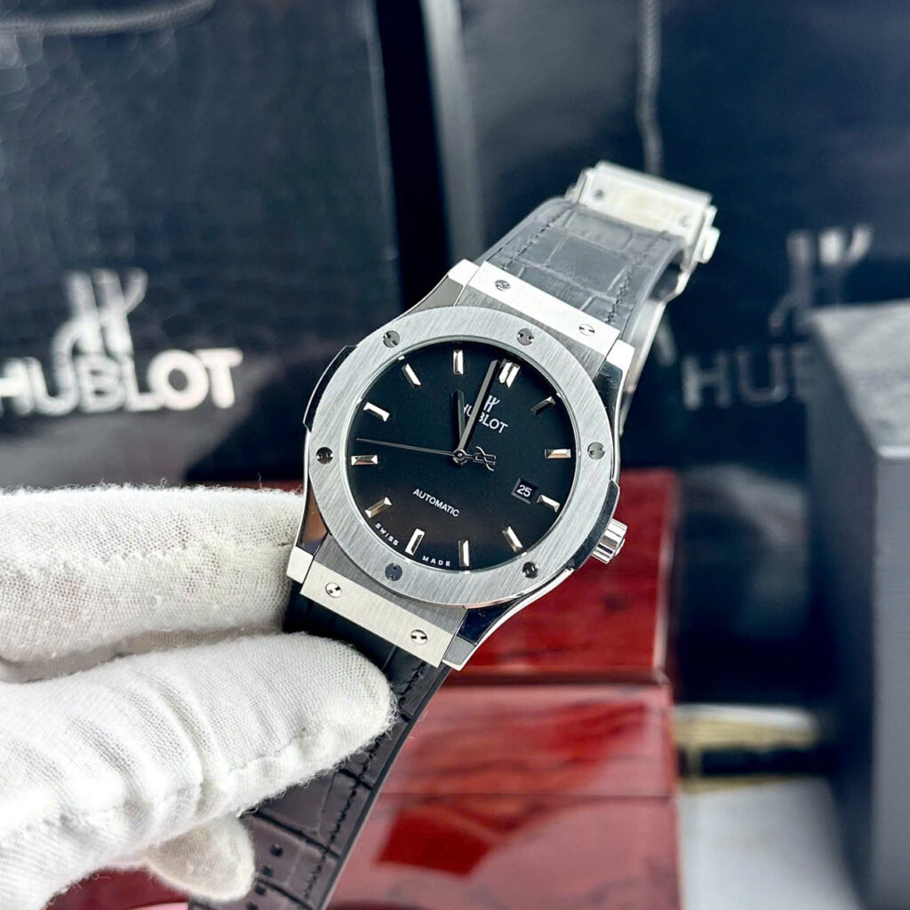 Đồng hồ Hublot nam dây da bọc cao su Hublot Classic Fusion máy cơ màu đen- Dwatch HB7