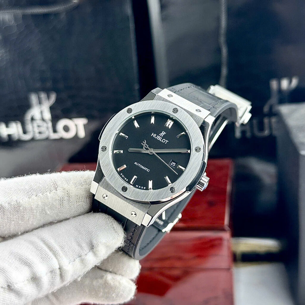 Đồng hồ Hublot nam dây da bọc cao su Hublot Classic Fusion máy cơ màu đen- Dwatch HB7