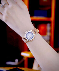 Đồng hồ Patek Philippe nữ Nautilus rose gold mặt xám đính đá máy pin rẻ 32mm