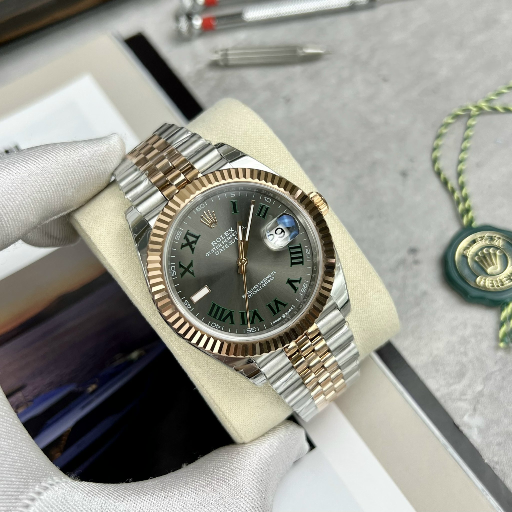 Đồng hồ Rolex DateJust nam cọc số la mã Rep 11 EW Factory 41mm (3) Đồng hồ Rolex DateJust nam cọc số la mã Rep 11 EW Factory 41mm (2)