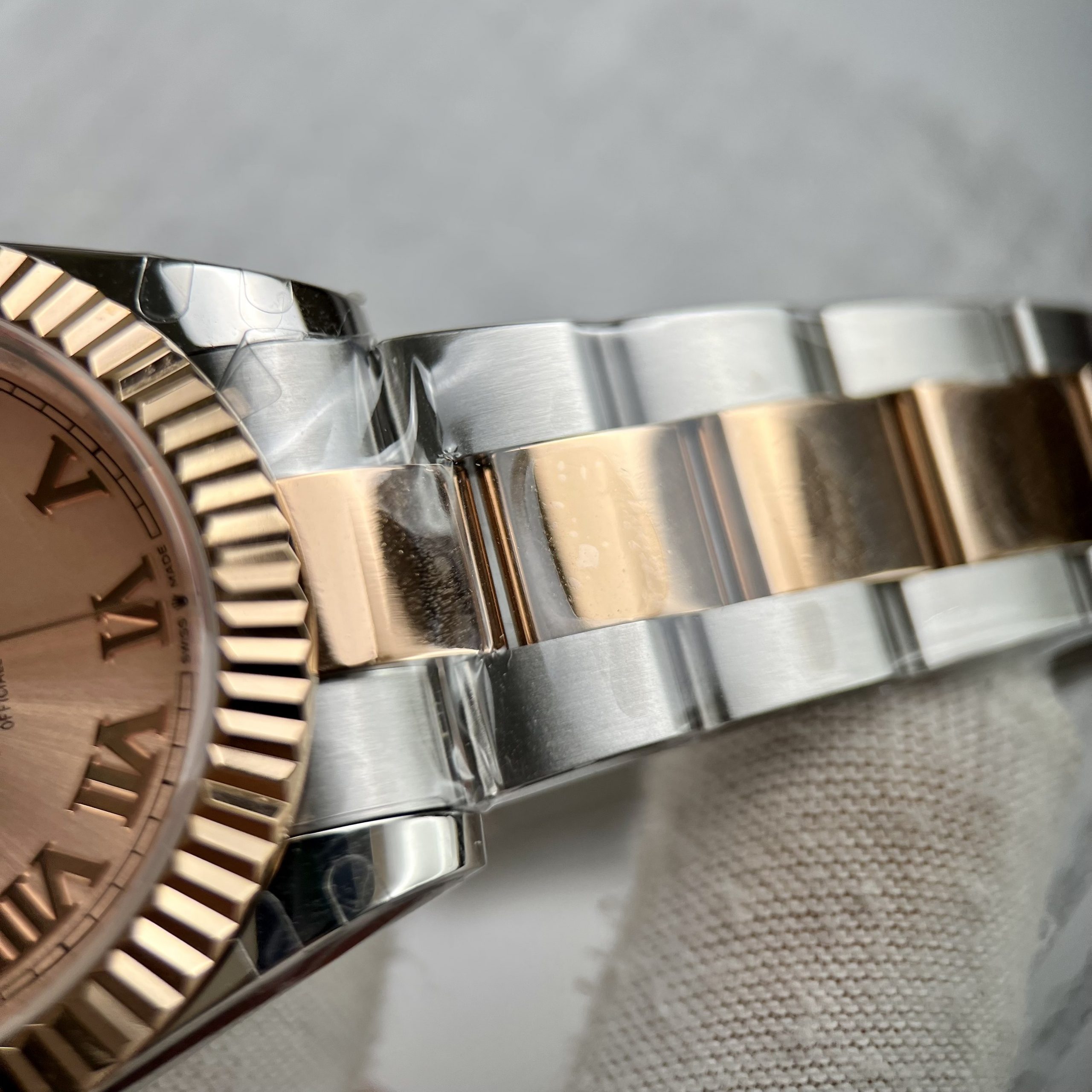 Đồng hồ Rolex DateJust nam dây Oyster Replica 11 41mm (6) Đồng hồ Rolex DateJust nam dây Oyster Replica 11 41mm (2)