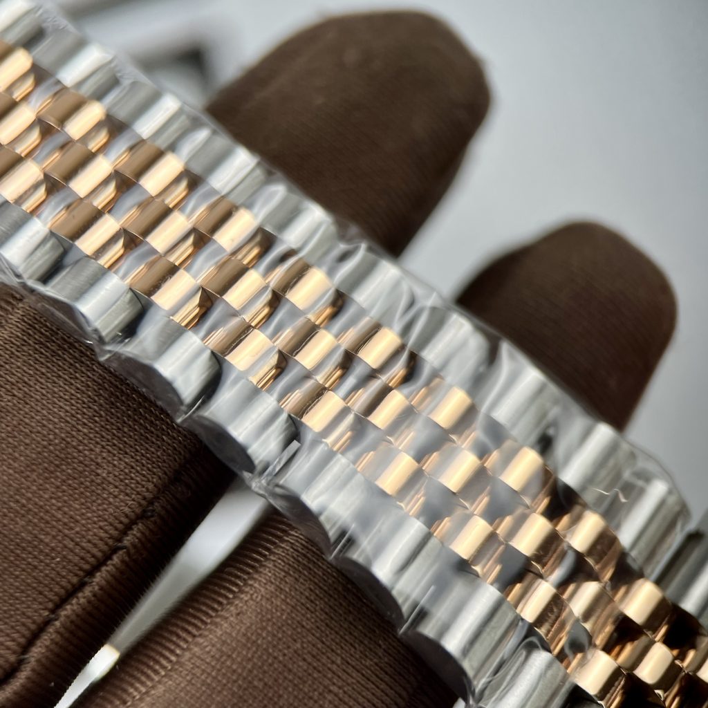 Đồng hồ Rolex Datejust Replica cao cấp mặt đen đính đá 36-41mm (8)