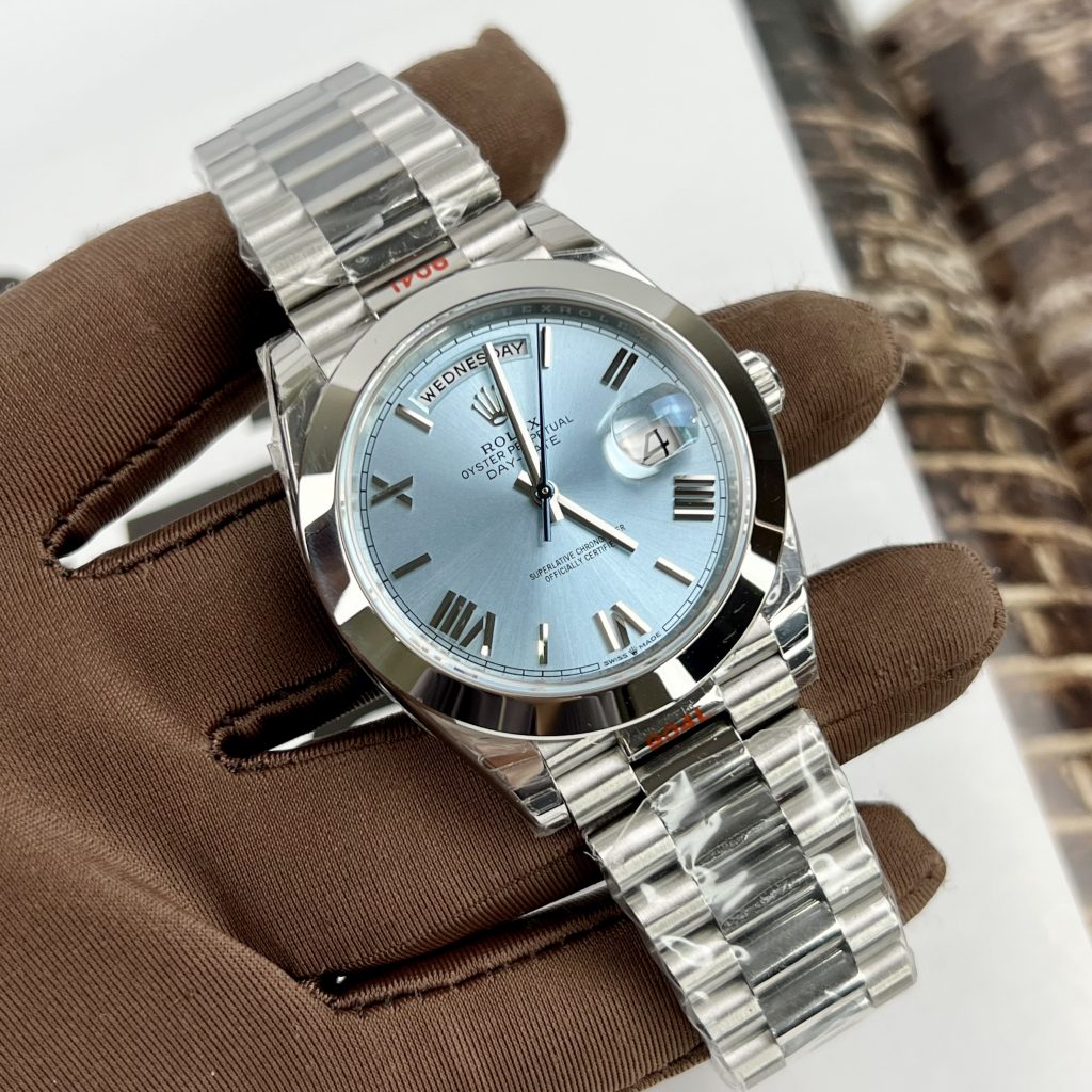 Đồng hồ Rolex Day-Date Replica 11 mặt số màu xanh băng EW Factory 40mm (1)