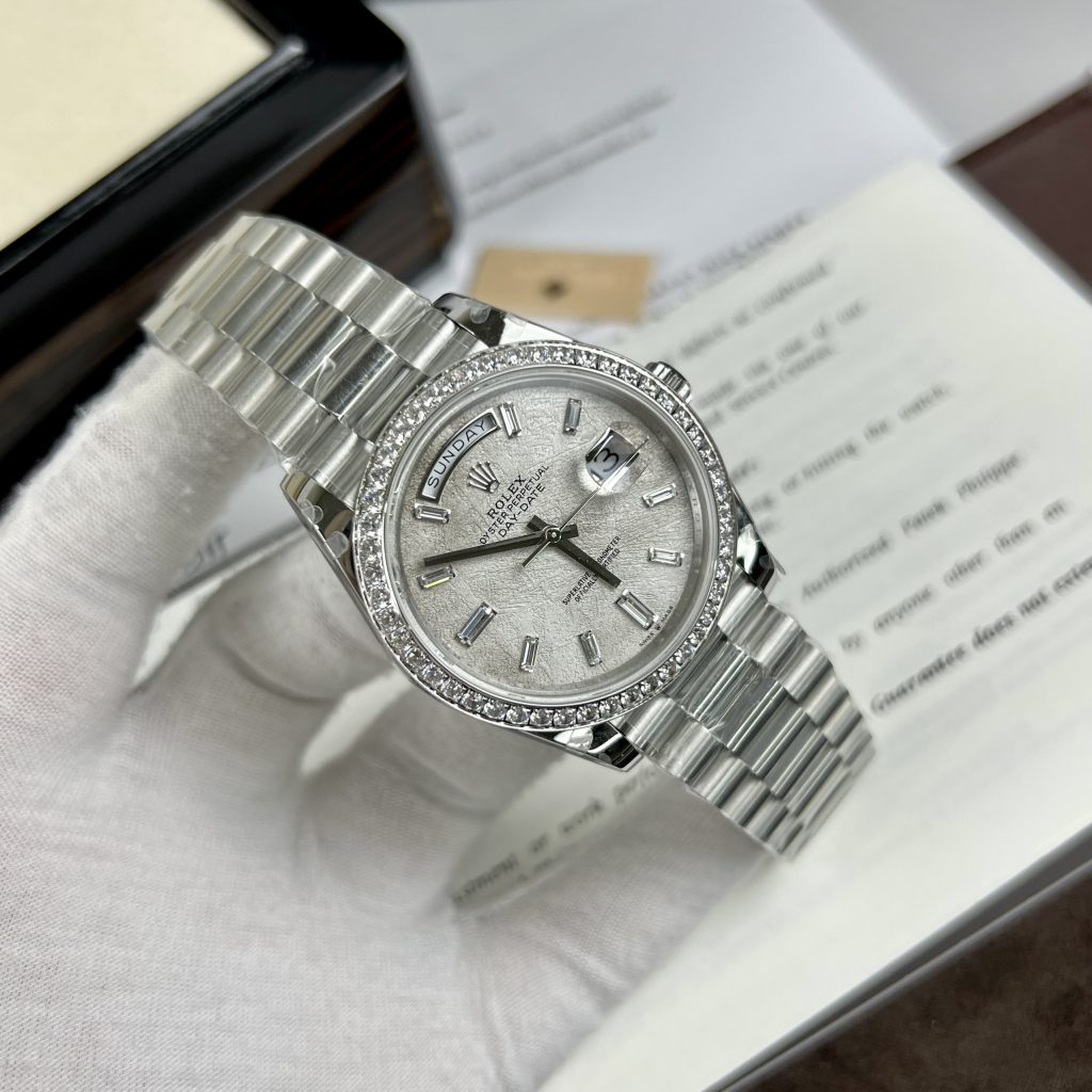 Đồng hồ Rolex Day-Date Replica 11 mặt thiên thạch đính đá 40mm (2)