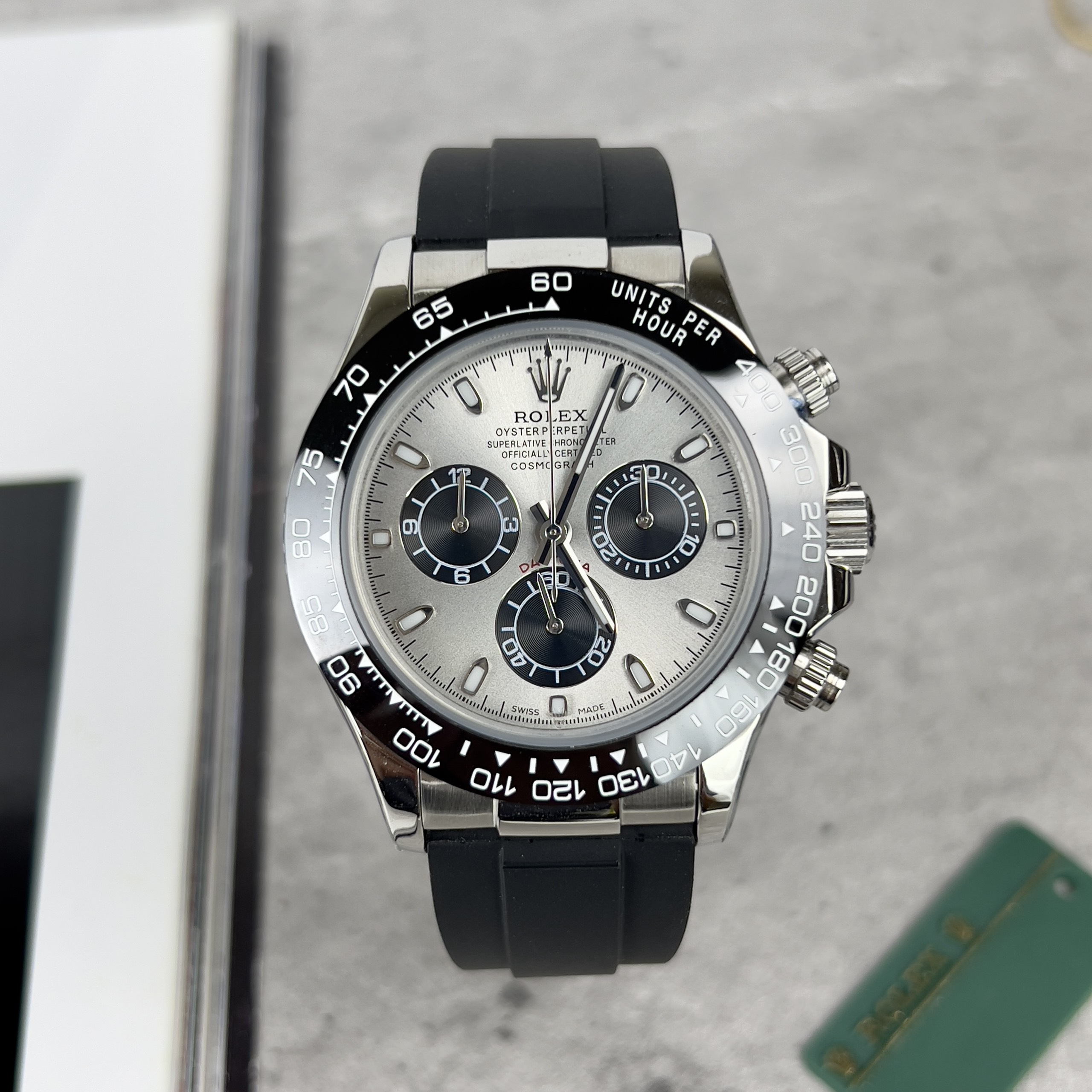 Đồng hồ Rolex Daytona Cosmograph nam mặt xám Replica 11 EW Factory 40mm (1) Đồng hồ Rolex Daytona Cosmograph nam mặt xám Replica 11 EW Factory 40mm (2)