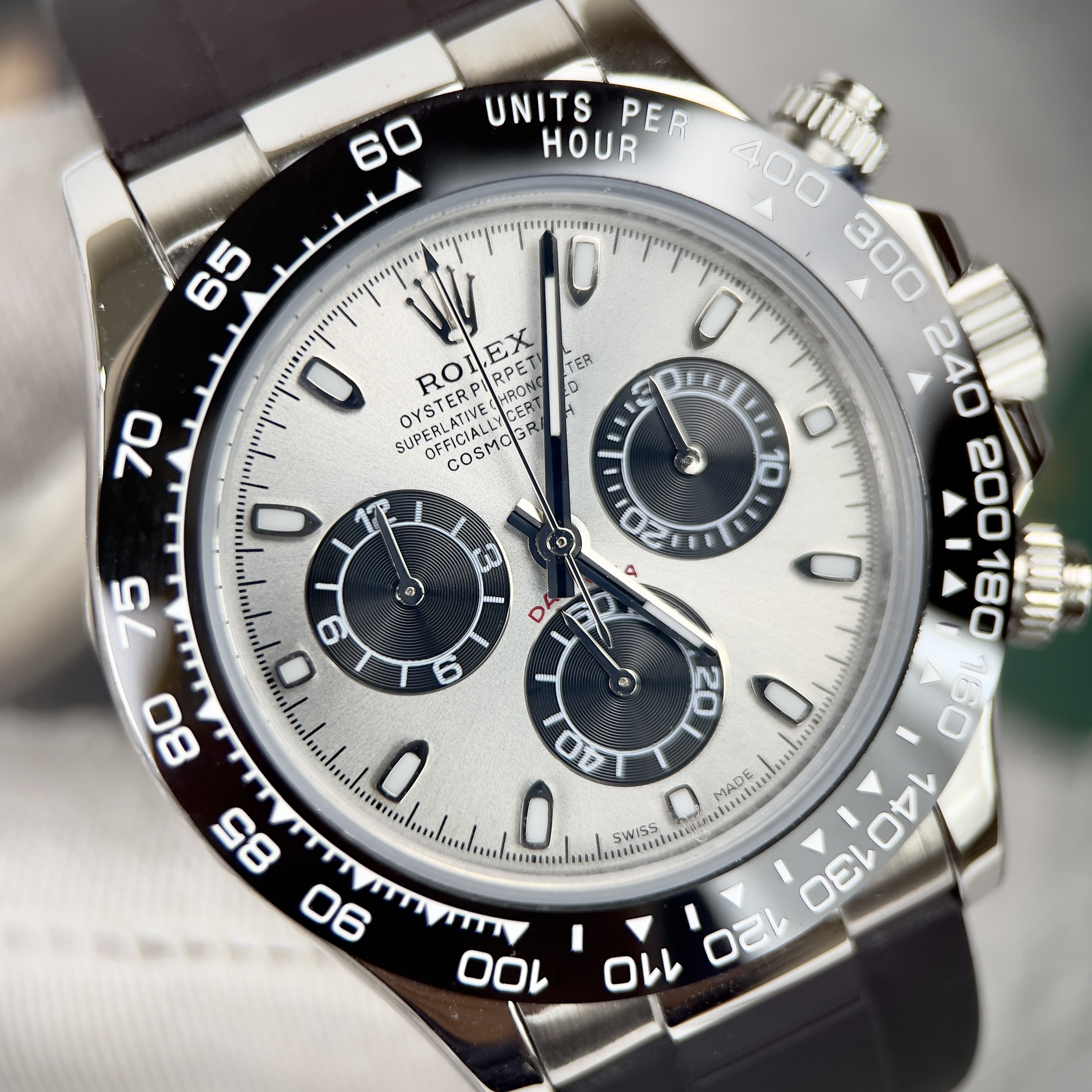 Đồng hồ Rolex Daytona Cosmograph nam mặt xám Replica 11 EW Factory 40mm (6) Đồng hồ Rolex Daytona Cosmograph nam mặt xám Replica 11 EW Factory 40mm (2)