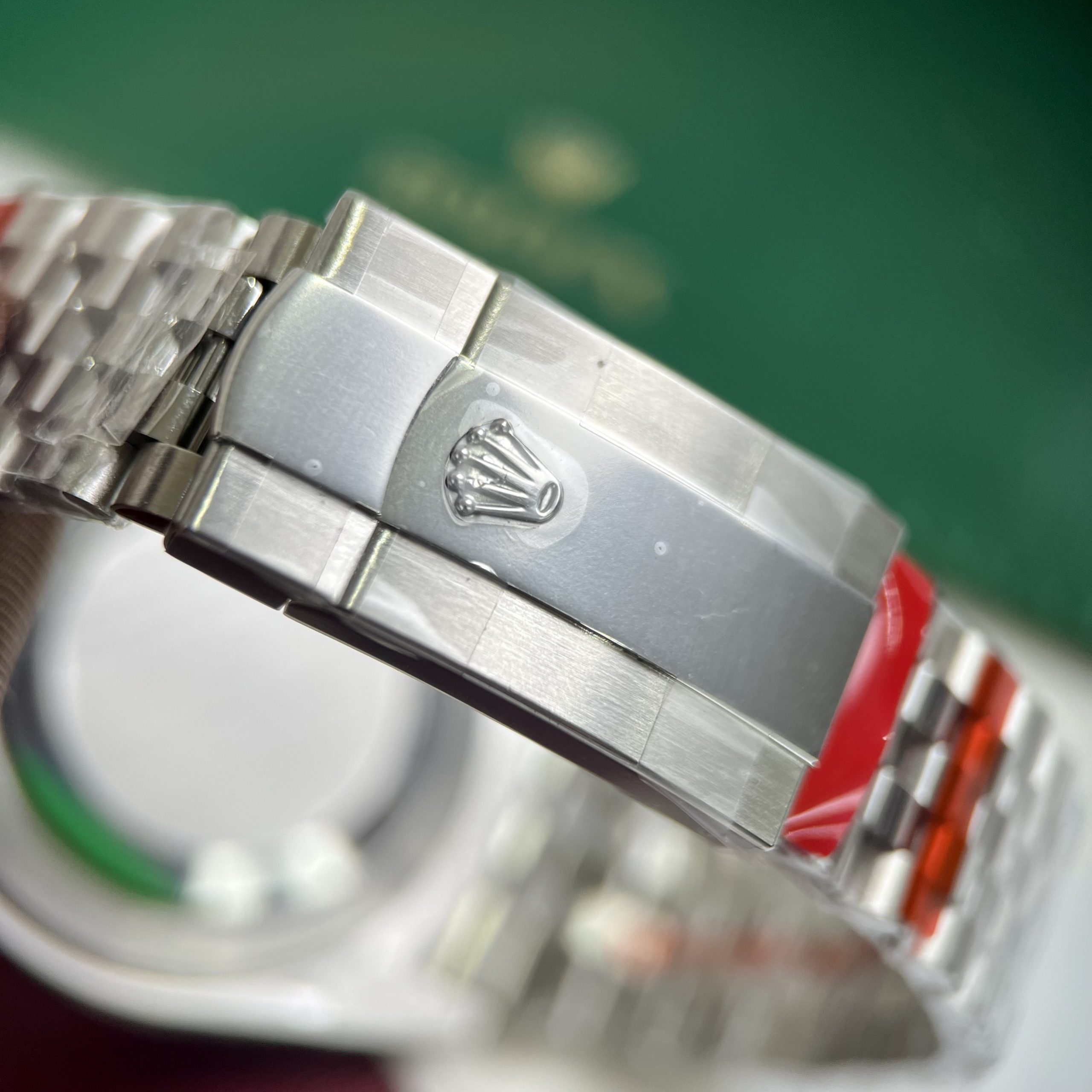 Đồng hồ nam Rolex DateJust mặt khảm xà cừ Rep 11 EW Factory 41mm (3) Đồng hồ nam Rolex DateJust mặt khảm xà cừ Rep 11 EW Factory 41mm (2)