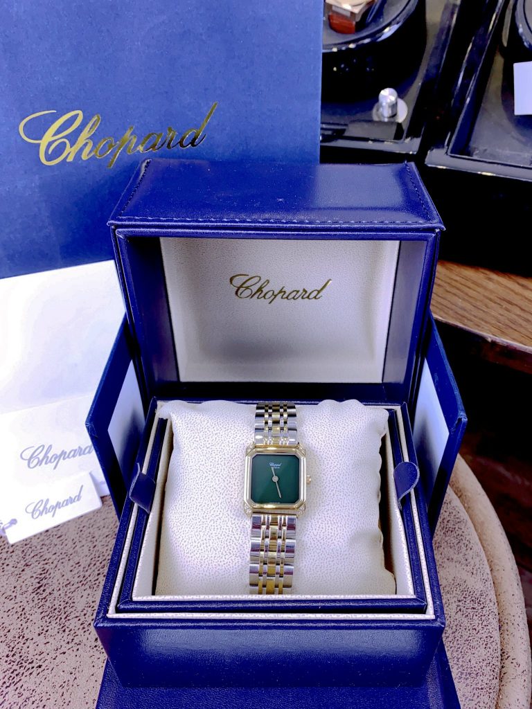 Đồng hồ Chopard nữ mặt vuông dây kim loại Demi Gold siêu cấp 30mm (1)