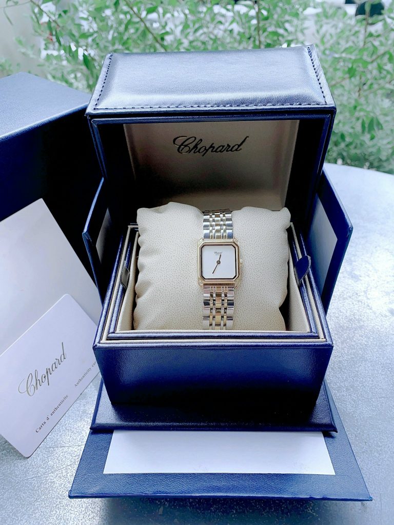 Đồng hồ Chopard nữ mặt vuông dây kim loại Demi Gold siêu cấp 30mm (1)