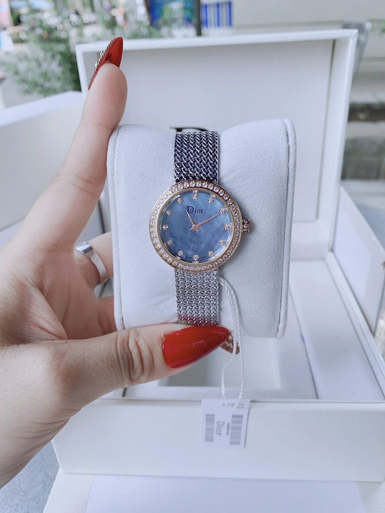 Đồng hồ Dior Satine nữ mặt tròn đính đá dây thép lụa mềm 30mm