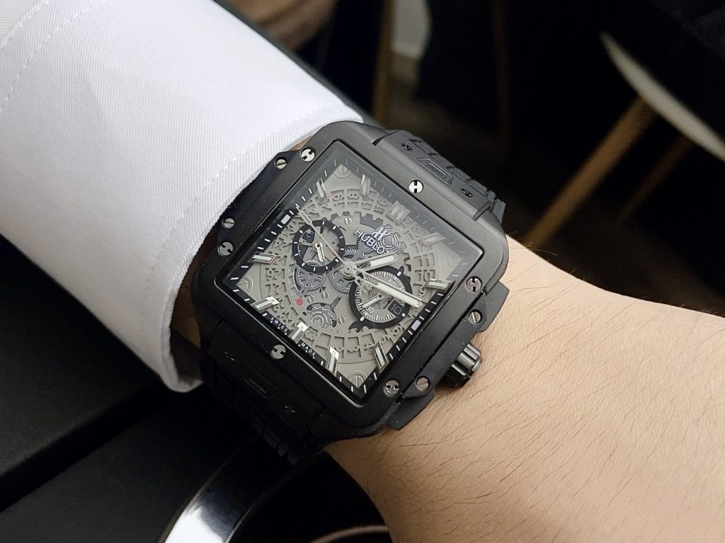 Đồng hồ Hublot máy Nhật Big Bang Square Super Fake màu đen 42mm (1)