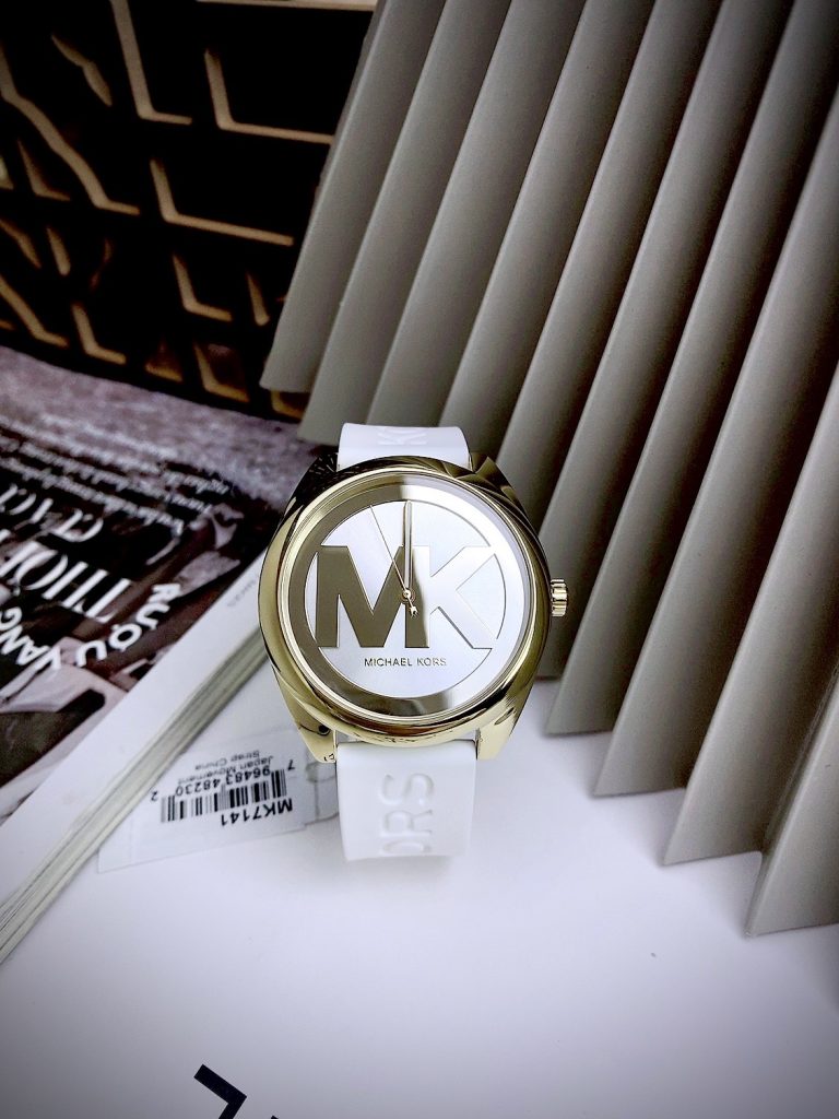 Đồng hồ Michael Kors Like auth giá rẻ dây cao su 42mm (10)