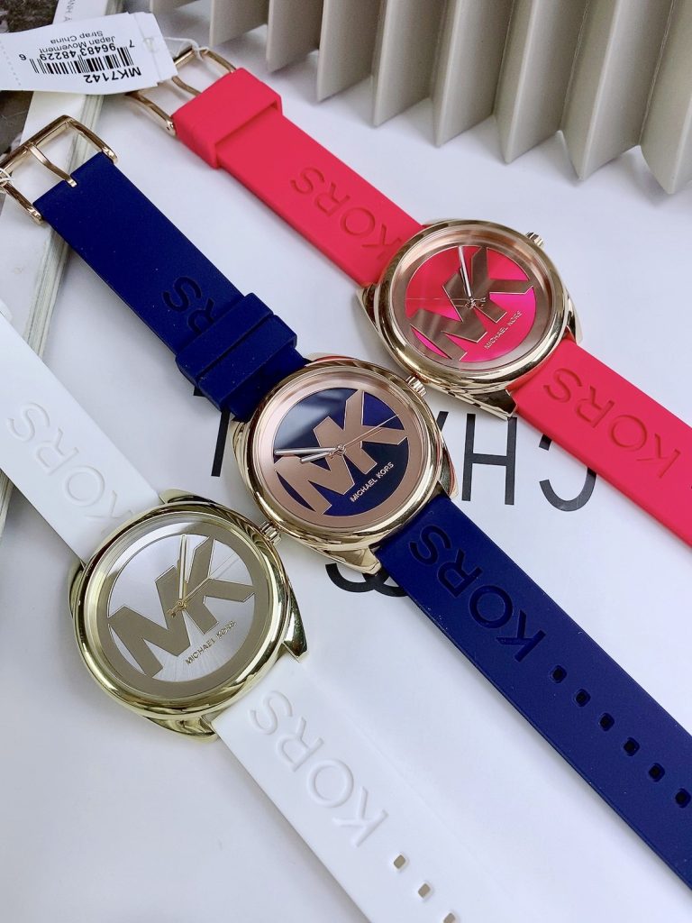 Đồng hồ Michael Kors Like auth giá rẻ dây cao su 42mm (10)