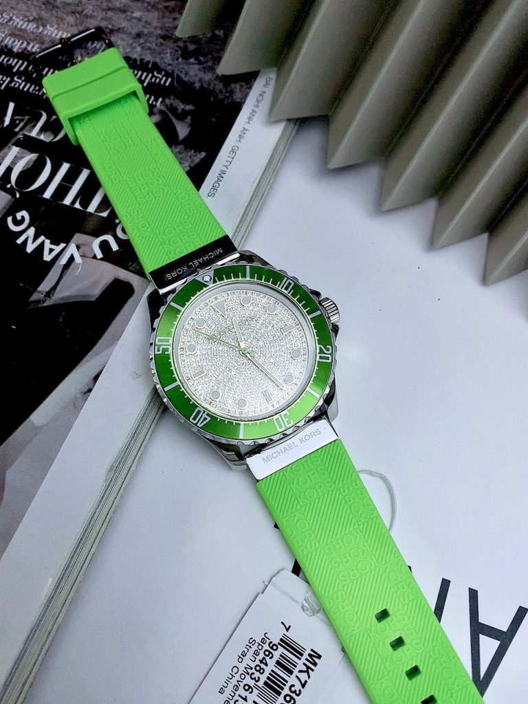 Đồng hồ Michael Kors Slim Everest máy Quartz Nhật Like Auth 42mm (2)