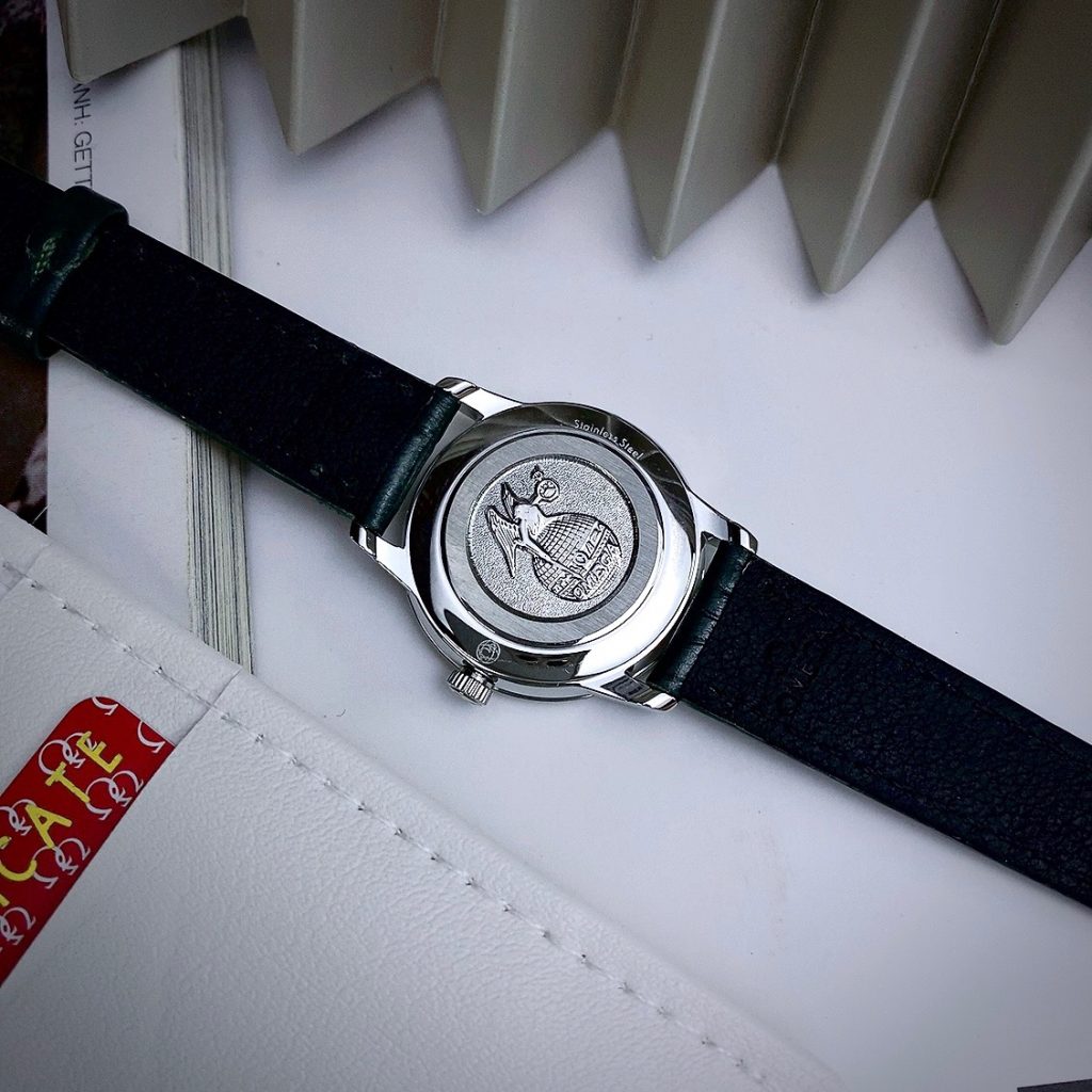 Đồng hồ Omega Deville nữ dây da màu xanh lá cây máy Nhật (2)