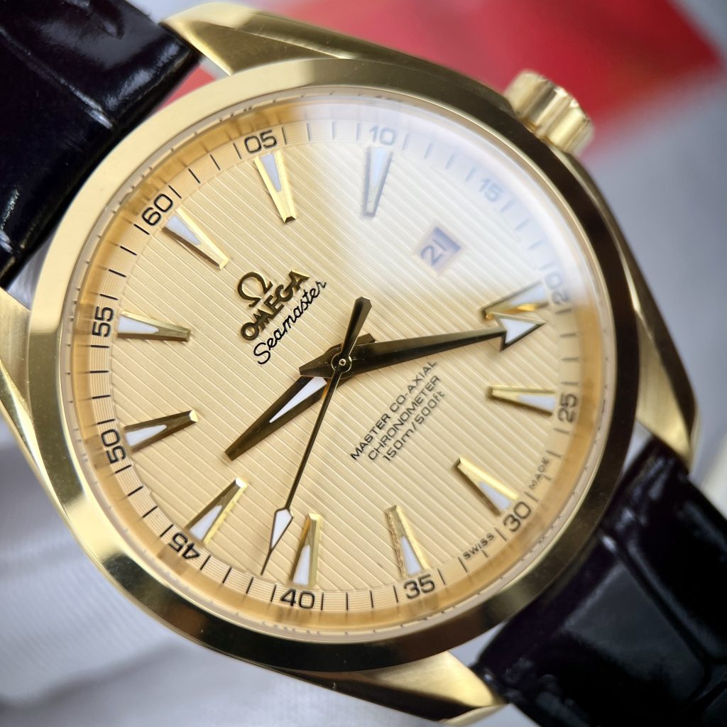 Đồng hồ Omega Seamaster nam màu vàng gold Super Fake 11 38 (2)