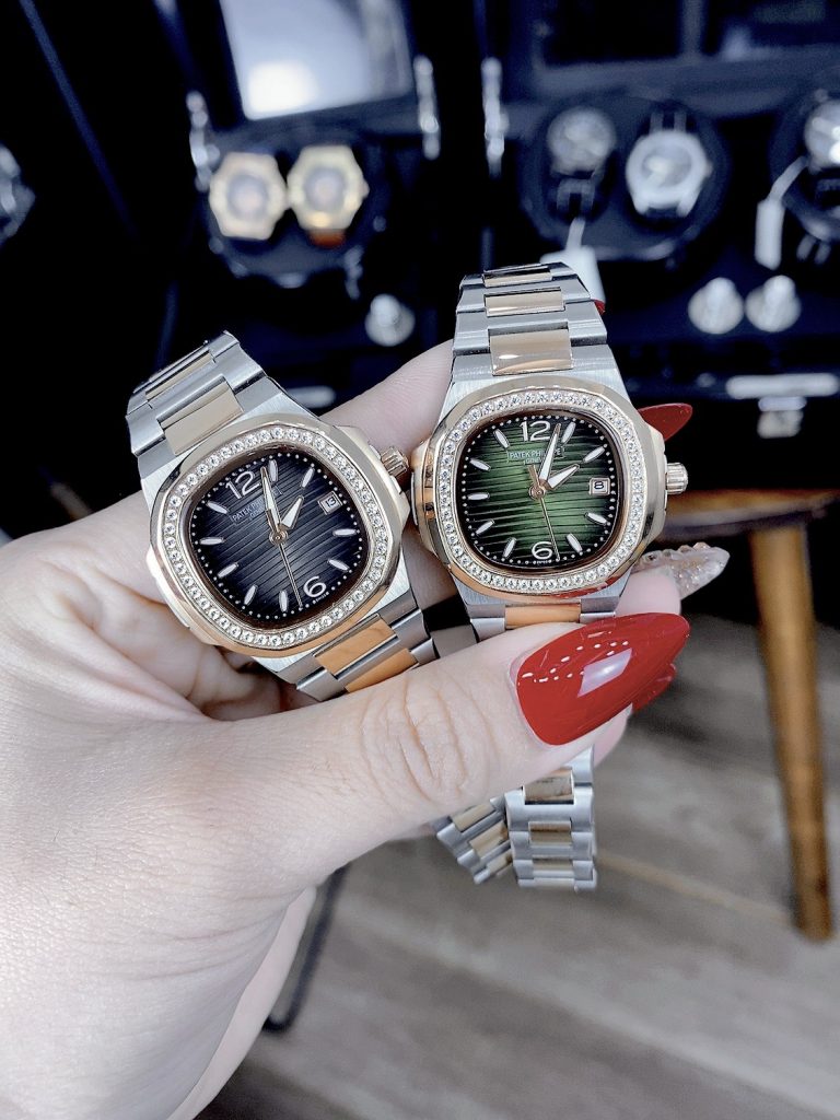 Đồng hồ Patek Philippe giá 2 triệu Nautilus nữ màu demi gold 30mm (2)