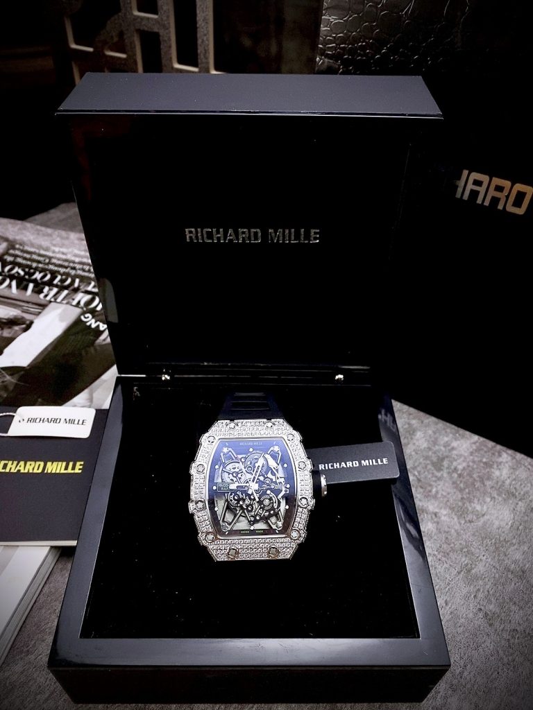 Đồng hồ Richard Mille máy Nhật giá rẻ RM35-01 màu đen đính đá 45mm (1)