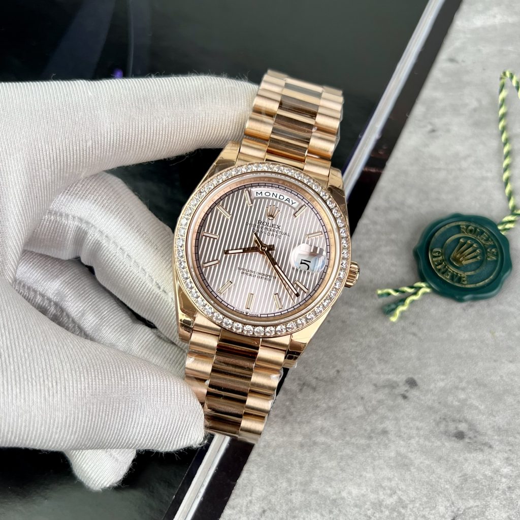 Đồng hồ Rolex Day-Date Rose Gold nam đính đá Replica 11 thụy sỹ 40mm (2)