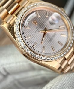 Đồng hồ Rolex Day-Date Rose Gold nam đính đá Replica 11 thụy sỹ 40mm (2)
