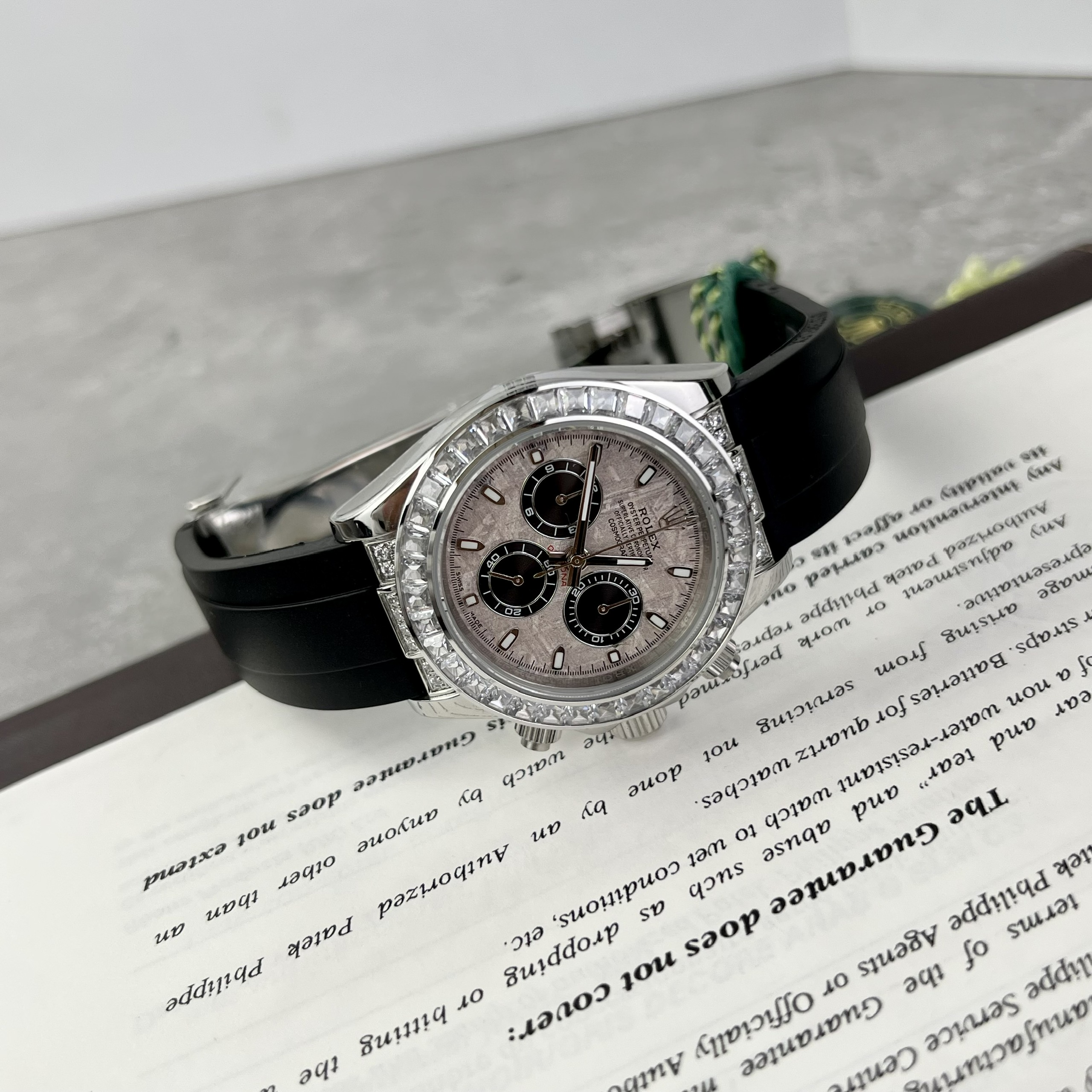 Đồng hồ Rolex Daytona nam mặt thiên thạch Rep 11 thụy sỹ 40mm (8) Đồng hồ Rolex Daytona nam mặt thiên thạch Rep 11 thụy sỹ 40mm (2)