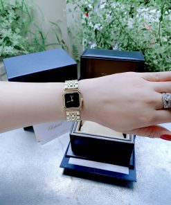 Đồng hồ nữ Chopard giá rẻ dây kim loại mạ vàng mặt vuông 30mm (1)