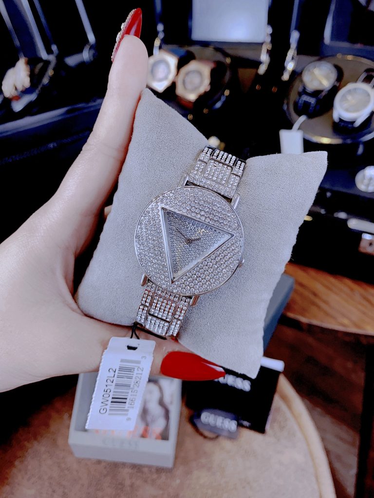 Đồng hồ nữ Guess Triangle GW0512L1 đính đá dây kim loại Like auth 36mm