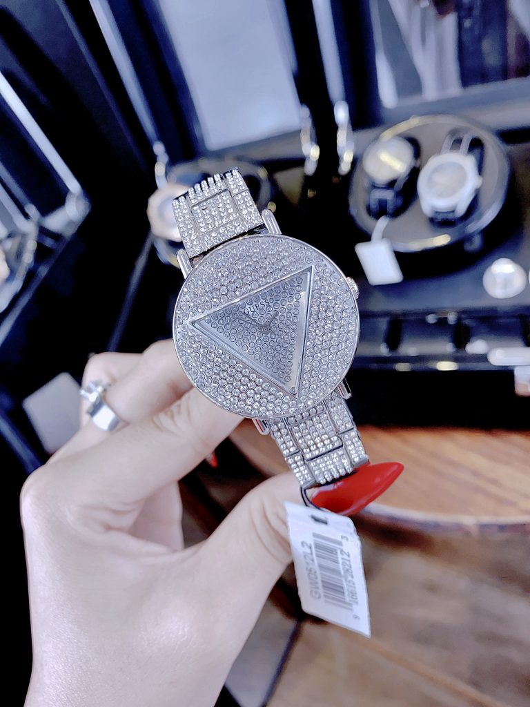 Đồng hồ nữ Guess Triangle GW0512L1 đính đá dây kim loại Like auth 36mm