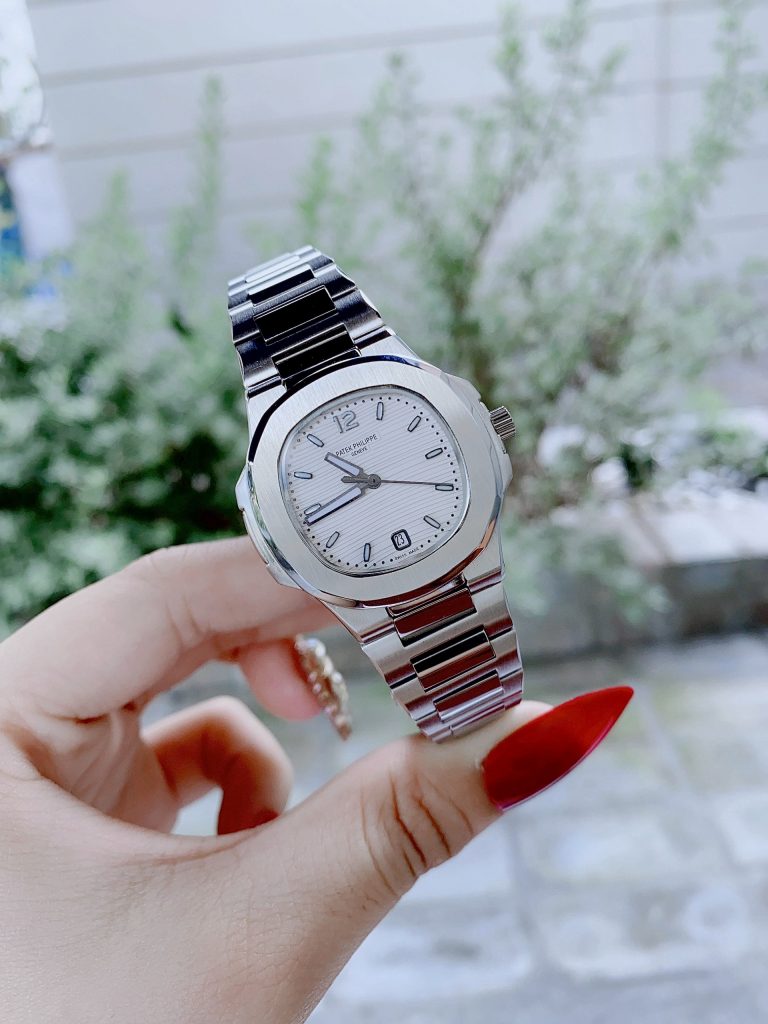Đồng hồ nữ Patek Philippe giá rẻ dòng Nautilus dây thép trắng 32mm