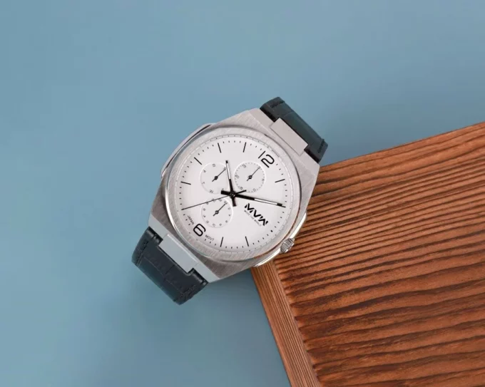Khám phá đồng hồ MVW của nước nào Có tốt không (2)