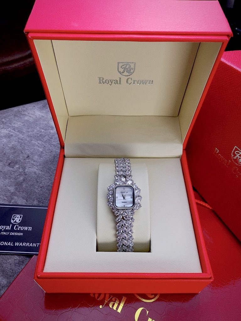 Đồng hồ nữ Royal Crown đính đá mặt xà cừ Like Auth 30mm