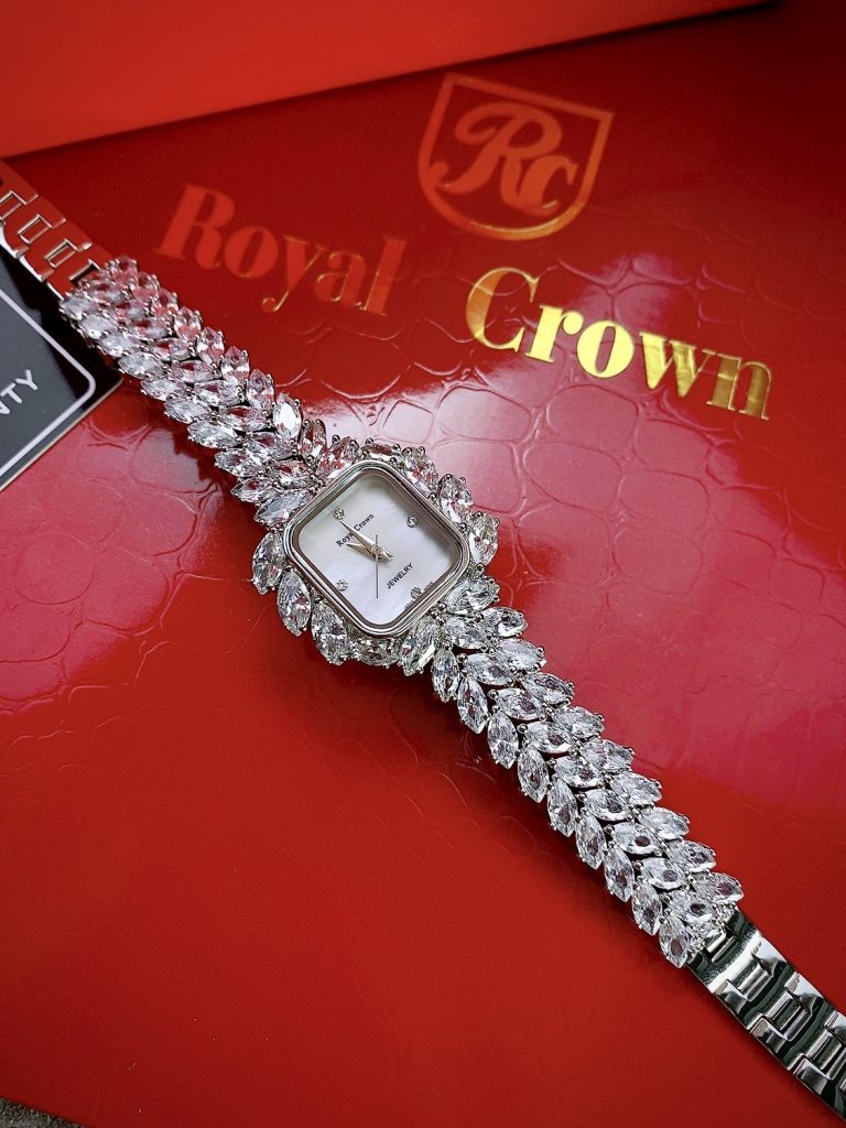 Đồng hồ nữ Royal Crown đính đá mặt xà cừ Like Auth 30mm