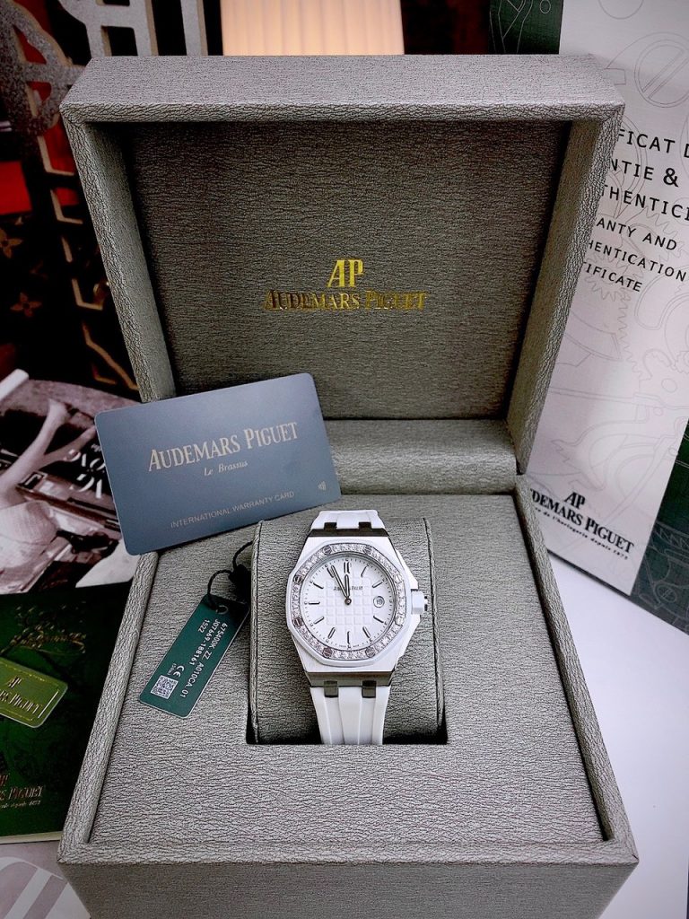 Đồng hồ Audemars Piguet Royal Oak Offshore màu trắng Fake Cao Cấp 37mm (2)