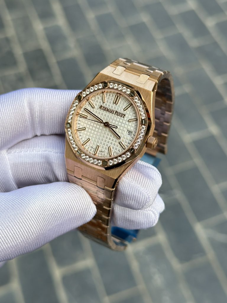 Đồng hồ Audemars Piguet Royal Oak Rose Gold Rep 11 Máy Cơ Thụy Sỹ 33mm (2)