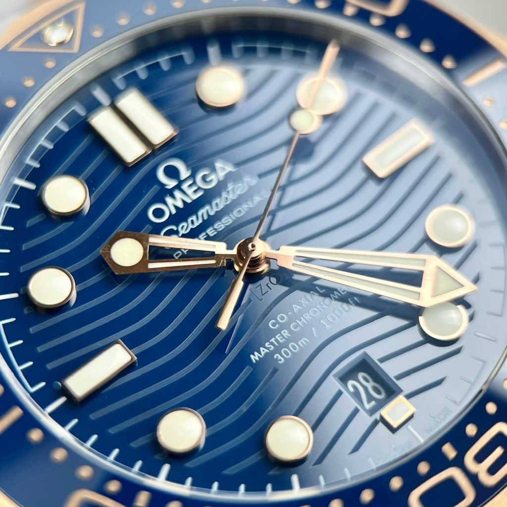 Đồng hồ Omega Seamaster Dial Blue Rep 11 Thụy Sỹ VS Factory 42mm (2)