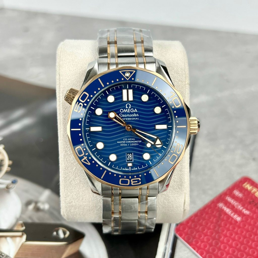 Đồng hồ Omega Seamaster Dial Blue Rep 11 Thụy Sỹ VS Factory 42mm (2)