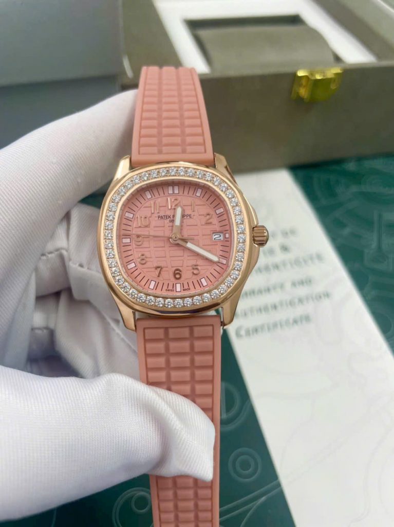 Đồng hồ Patek Philippe nữ dây cao su đính đá Fake cao cấp 35mm (5)