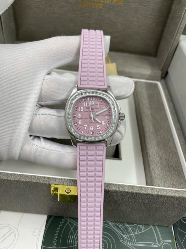 Đồng hồ Patek Philippe nữ dây cao su đính đá Fake cao cấp 35mm (7)