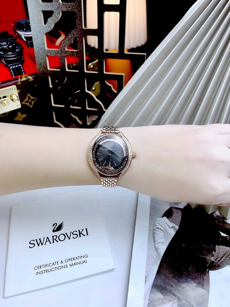 Đồng hồ Swarovski nữ đính đá Like Auth màu vàng hồng 36mm (2)
