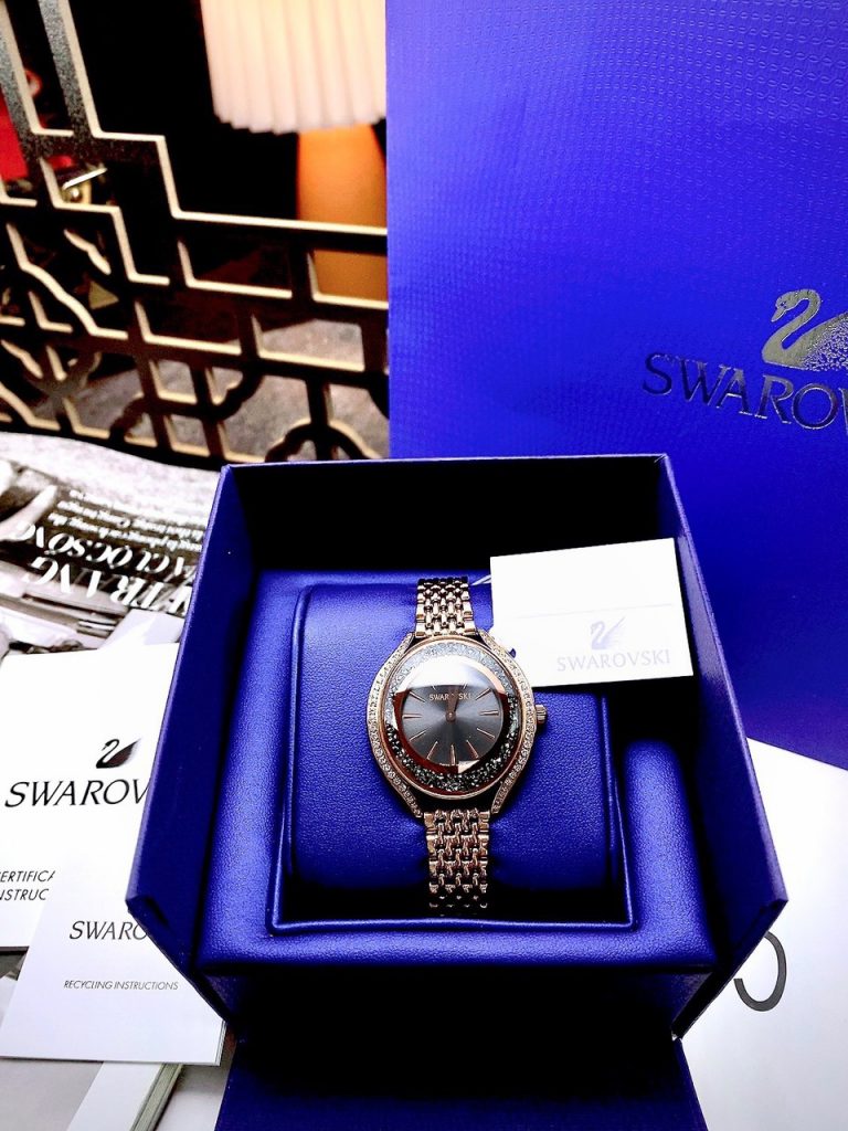 Đồng hồ Swarovski nữ đính đá Like Auth màu vàng hồng 36mm (2)