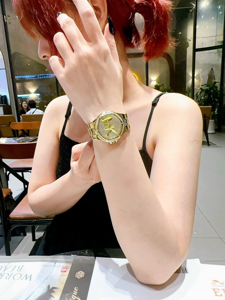 Đồng hồ nữ Michael Kors Vàng Gold Like Auth máy pin Nhật 36mm (2)
