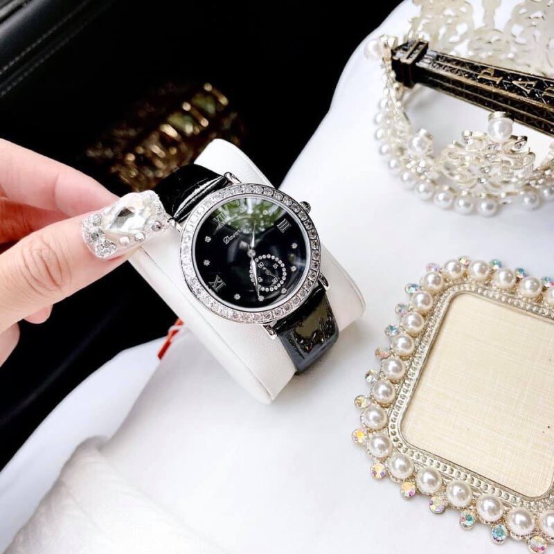 Đồng hồ nữ chính hãng Davena 31903 mặt đen đính đá 37mm (2)