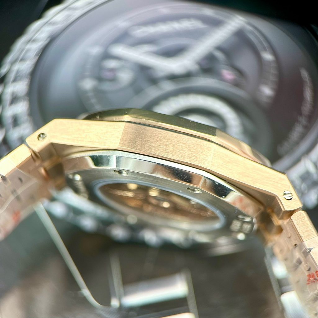 Đồng hồ Audemars Piguet rose gold đính đá 7 màu Fake cao cấp 41mm (2)