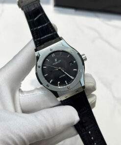 Đồng hồ Hublot nam siêu cấp máy cơ Nhật Bản ZF Hublot Classic Fusion màu đen - DWatch H01