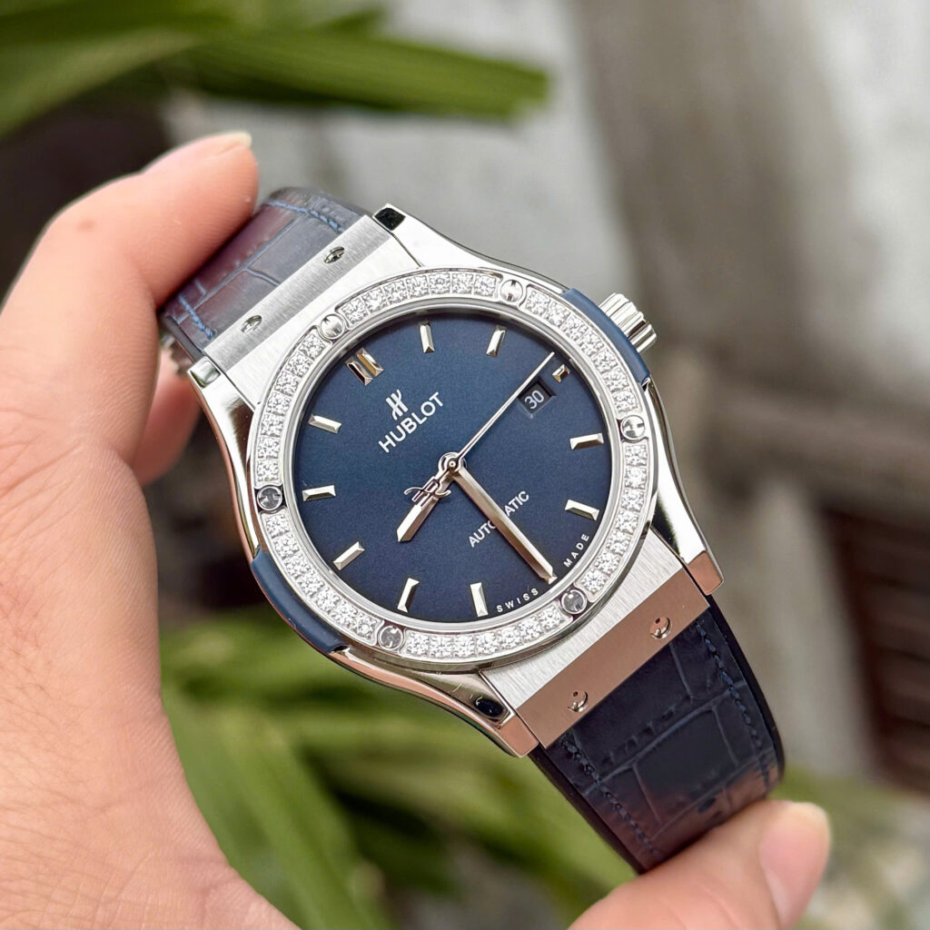 Đồng hồ Hublot nam siêu cấp máy cơ Nhật Bản ZF Hublot Classic Fusion màu đen - DWatch H02