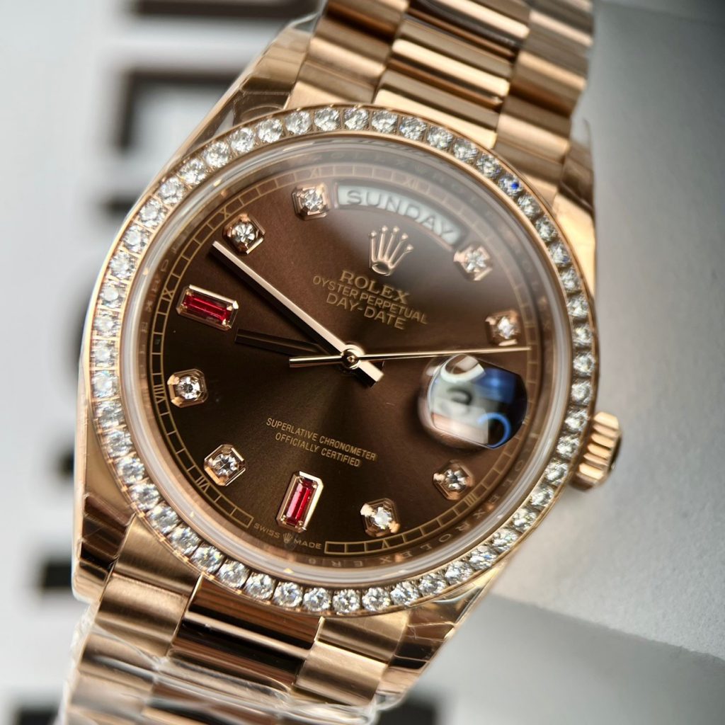 Đồng hồ Rolex Day-Date rose gold Rep 11 cao cấp nam đính đá EW Factory 40mm (2)