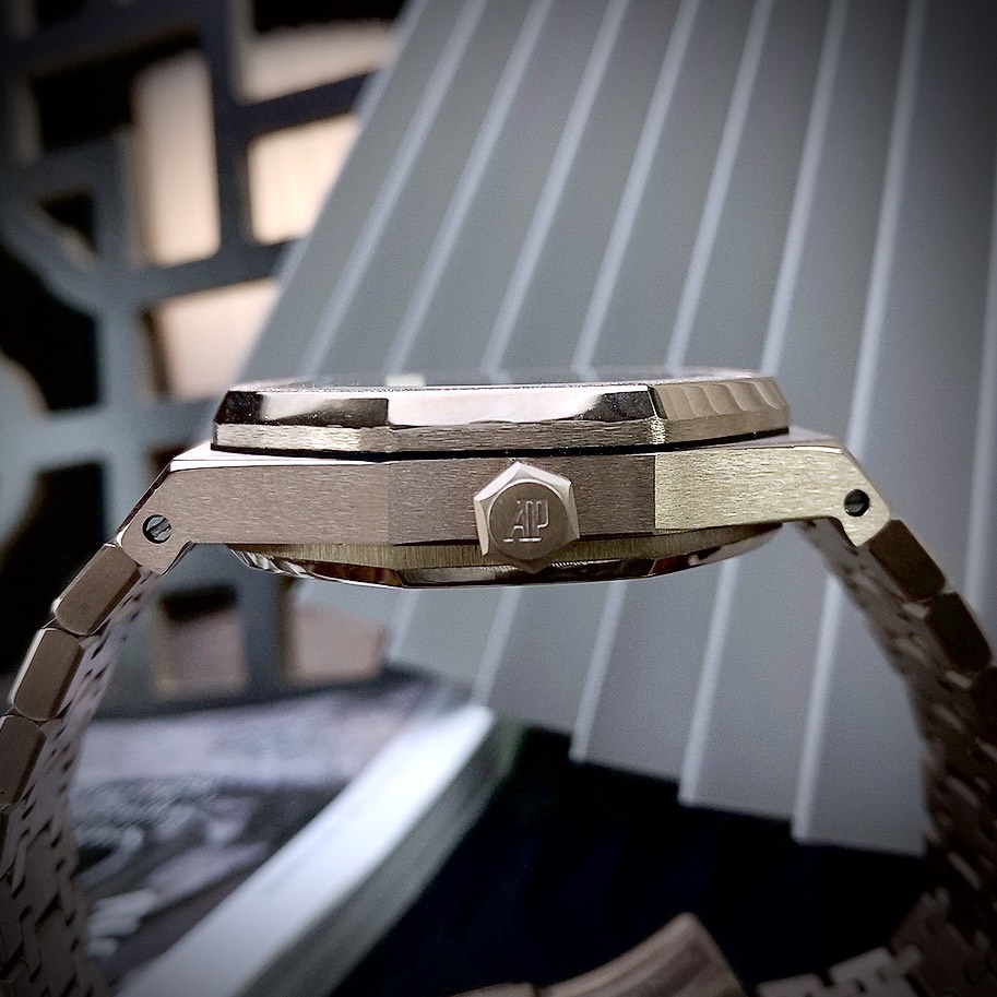 Đồng hồ Audemars Piguet Roal Oak nam máy cơ Nhật vàng hồng 41mm