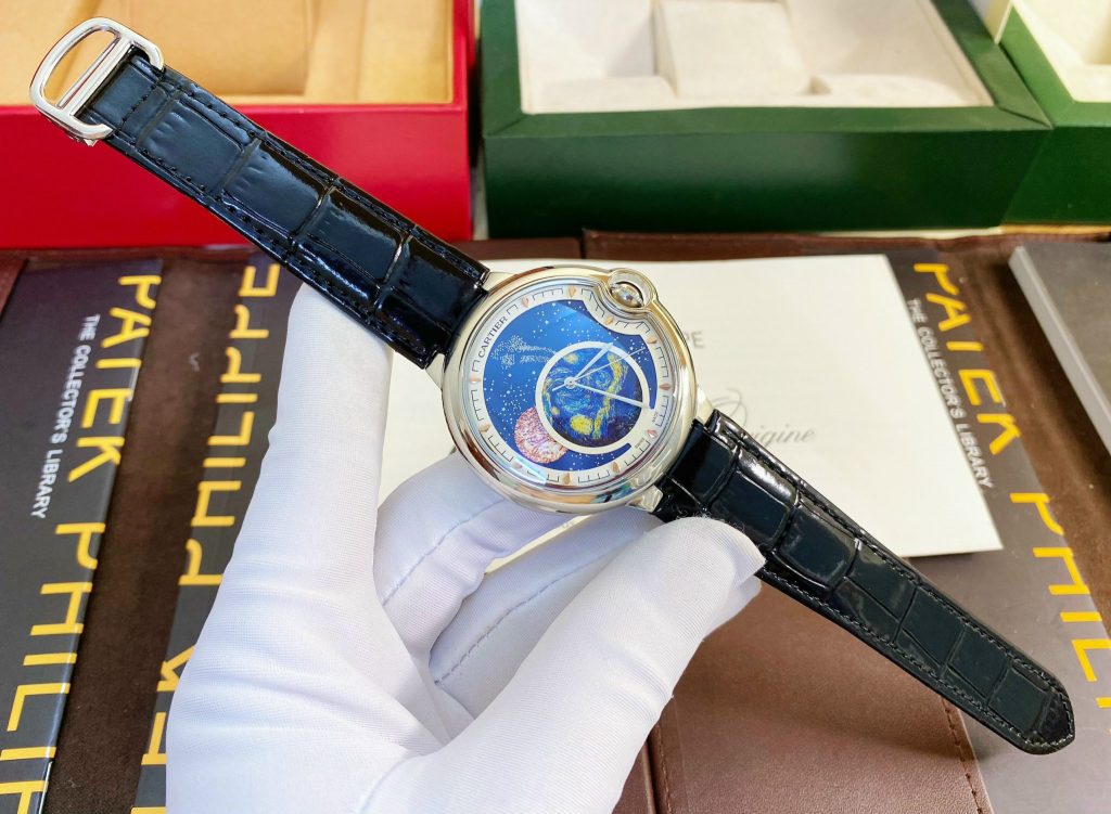Đồng hồ Cartier Bleu De Mặt trái đất Fake cao cấp 40mm